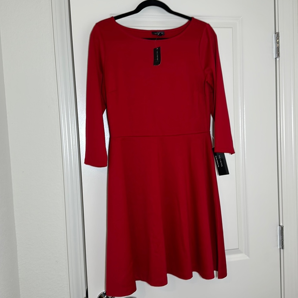 The Limited women’s red dress with three forth sleeves size large New with tags